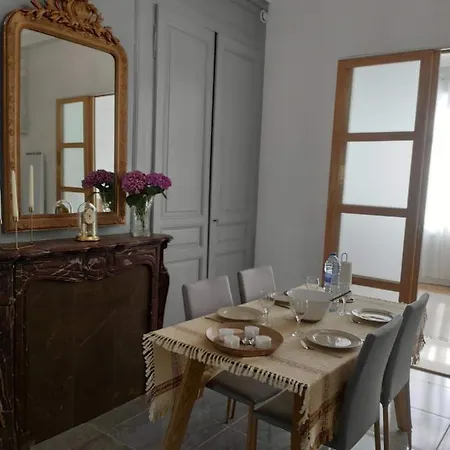 Le Cange Apartmán *